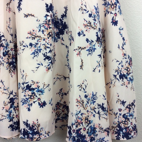 Ali & Jay Dress - Picture 4 of 7